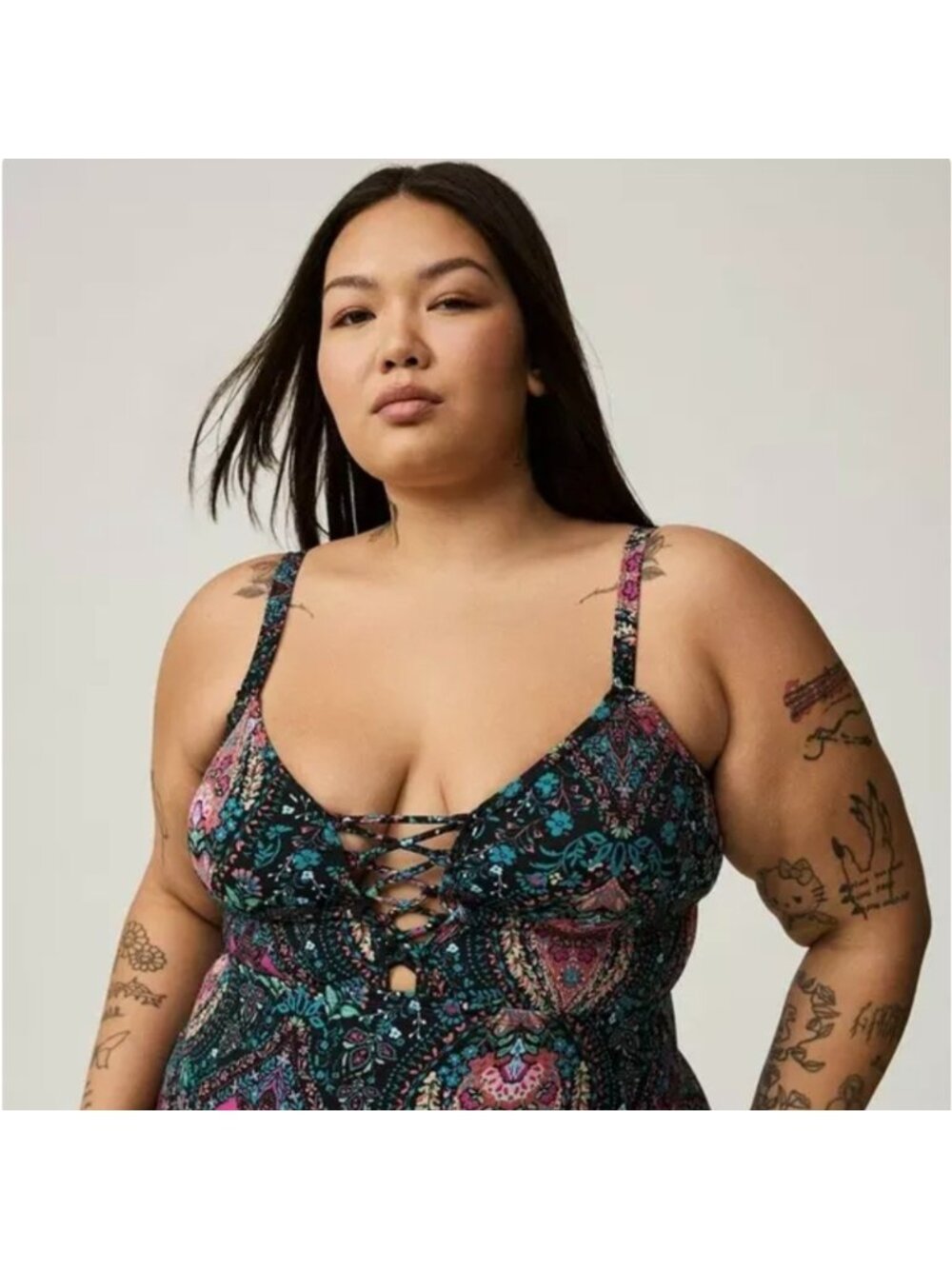 Torrid Wireless Plunge One-Piece Swimsuit plus Size 1x NWT Black & multicolored - Picture 3 of 11